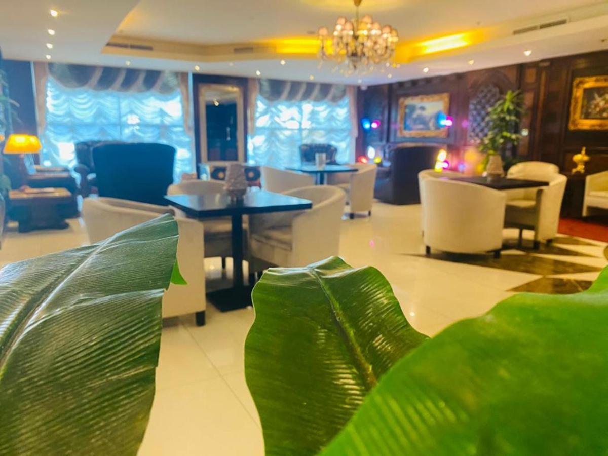 Tourist Hotel Ad Dawhah Esterno foto