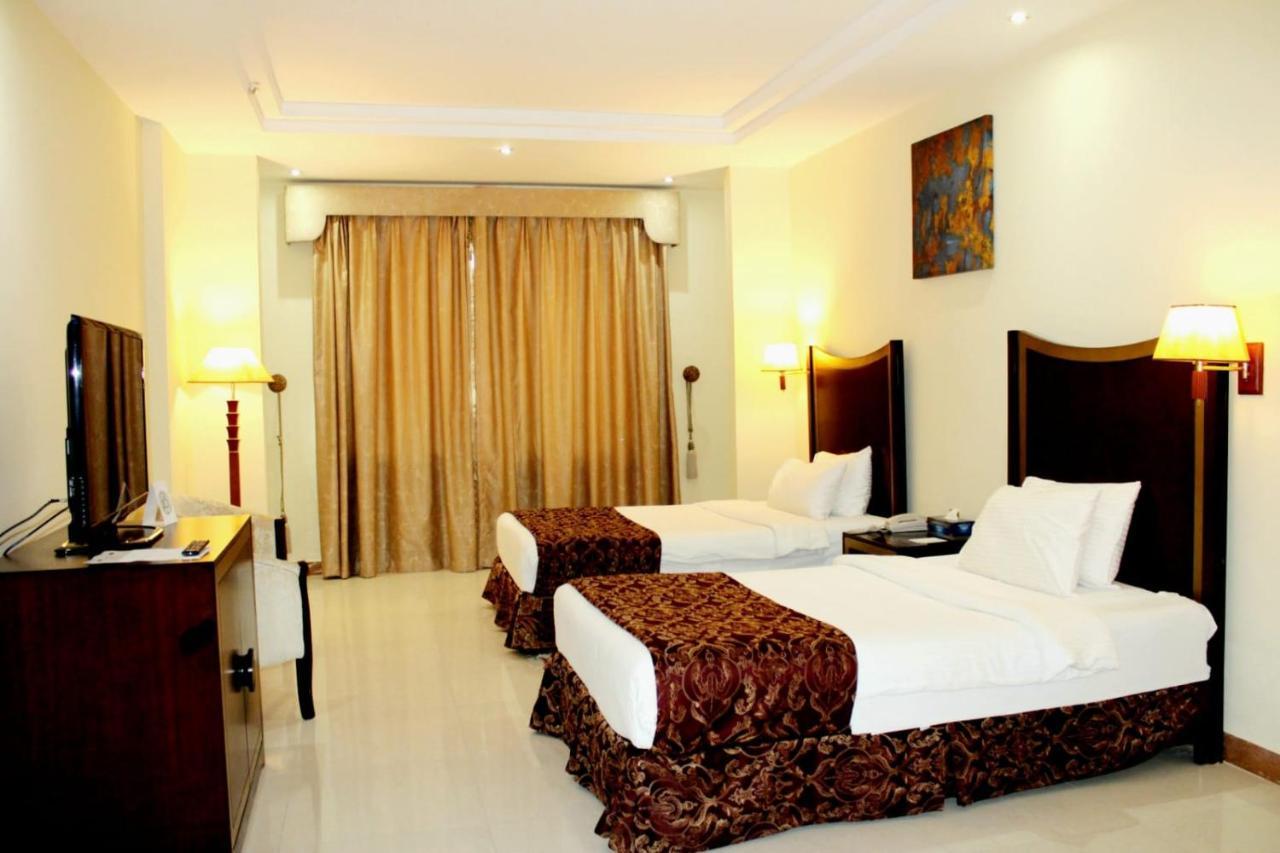 Tourist Hotel Ad Dawhah Esterno foto