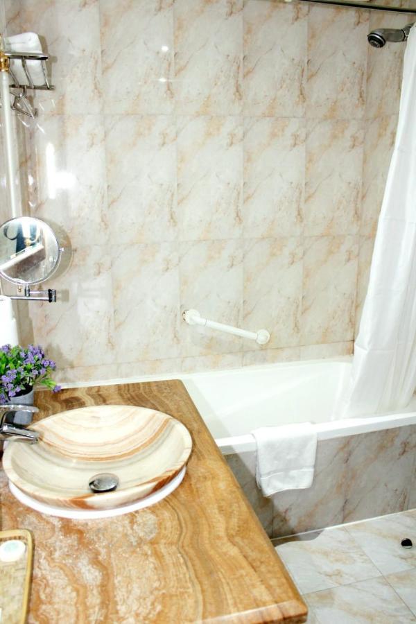 Tourist Hotel Ad Dawhah Esterno foto