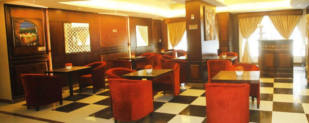 Tourist Hotel Ad Dawhah Esterno foto