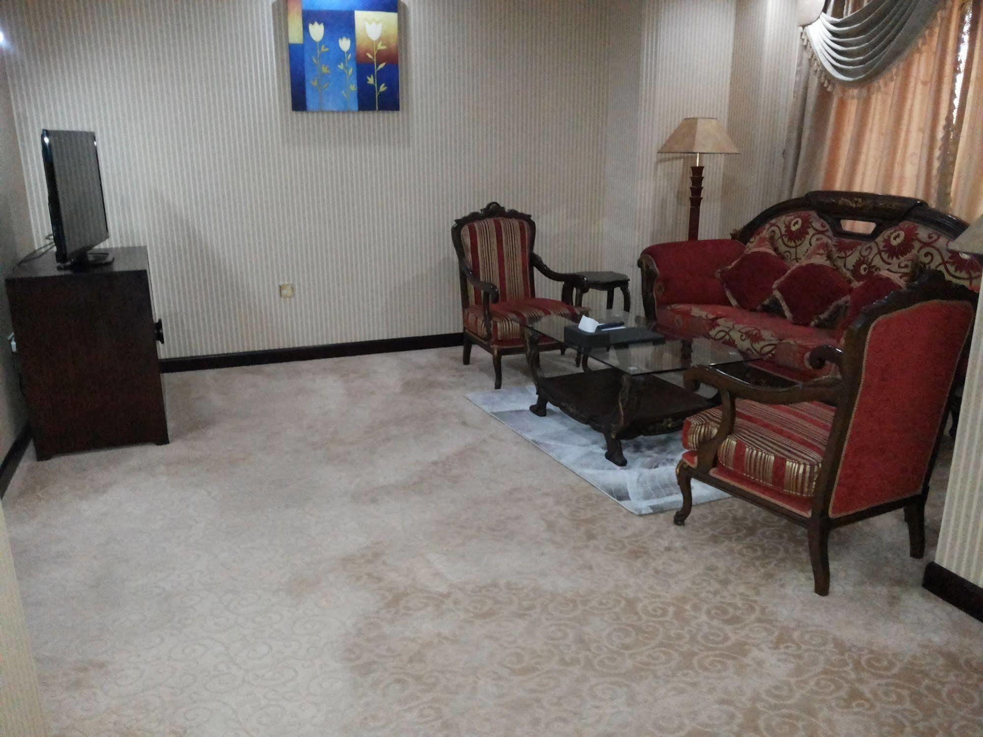 Tourist Hotel Ad Dawhah Esterno foto