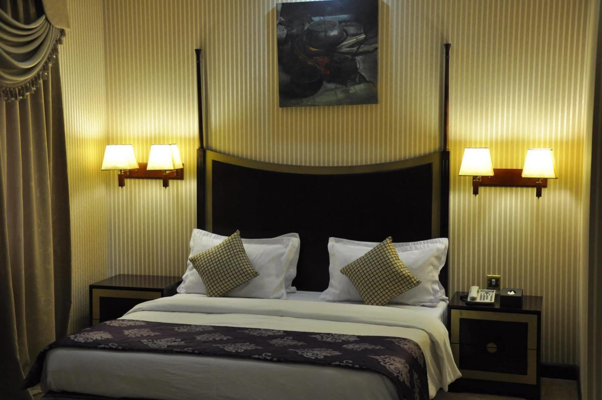 Tourist Hotel Ad Dawhah Esterno foto