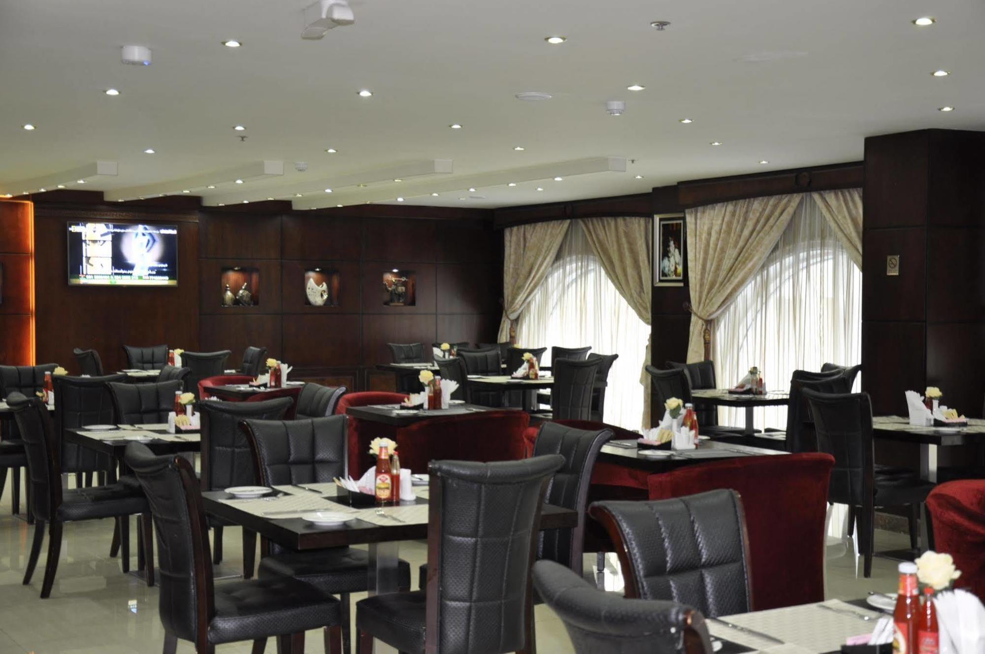 Tourist Hotel Ad Dawhah Esterno foto